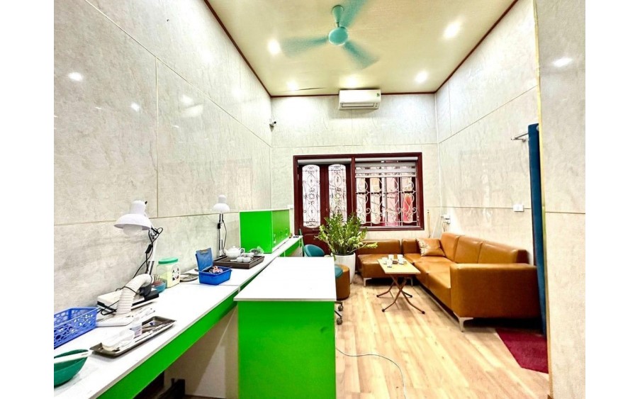 Nhà Nguyễn Trãi 58/75m2,4 tầng, mặt tiền 4.6m, 10 tỷ Thanh Xuân. kinh doanh , ô tô qua.