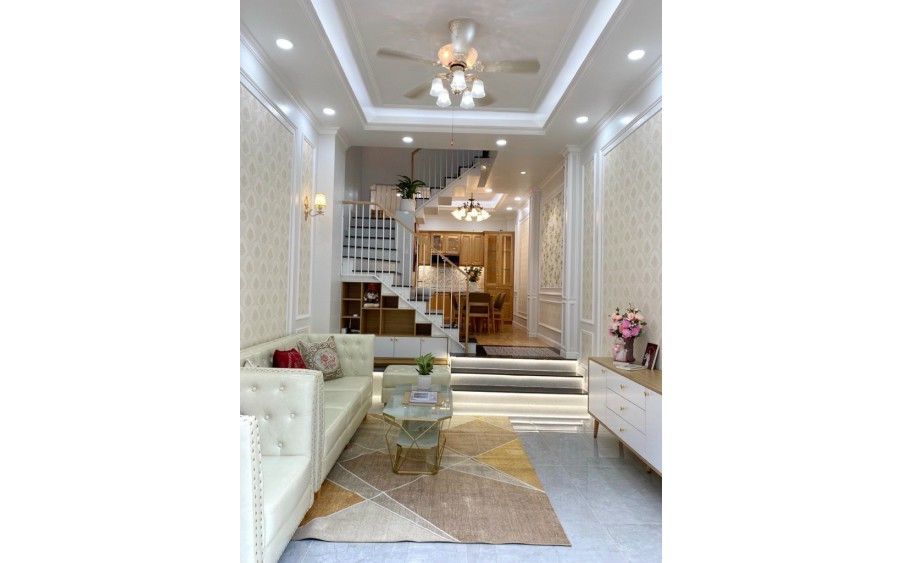 NHÀ MỚI ĐẸP LỘNG LẪY PHẠM VĂN CHIÊU - 4 TẦNG - HẺM XE HƠI -GẦN KHU DÂN CƯ ĐANG XÂY - NHỈNH 6 TỶ