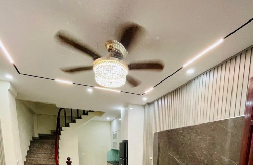 Bán nhà Định Công Thượng, nhà đẹp dân xây, full nội thất ở ngay, 30m2 Nhỉnh 5 tỷ