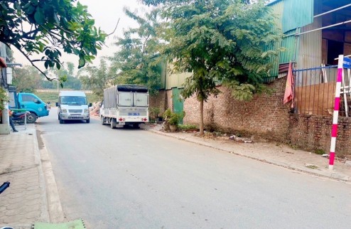 BÙM BÙM, GIA LÂM bùng nổ Siêu phẩm tại CỔ BI 2 mặt tiền, ô tô tải vào Đất.76m, giá 4,5 tỷ.