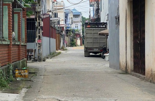 Siêu hiếm Trục chính kinh doanh  tại Lương Quy, Xuân Nộn, Đông Anh, Hà Nội, Ô tô tránh