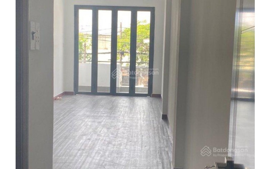 Bán nhà MT đường Âu Cơ Phường 9 Tân Bình 64,5m2, giá 15,5 tỷ