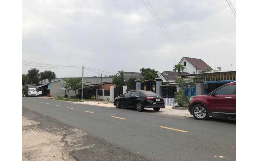 Bán đất 3 MT Hùng Vương, Phước An 668m2 (8x56m) nở hậu 16,5m (165m2) thổ cư