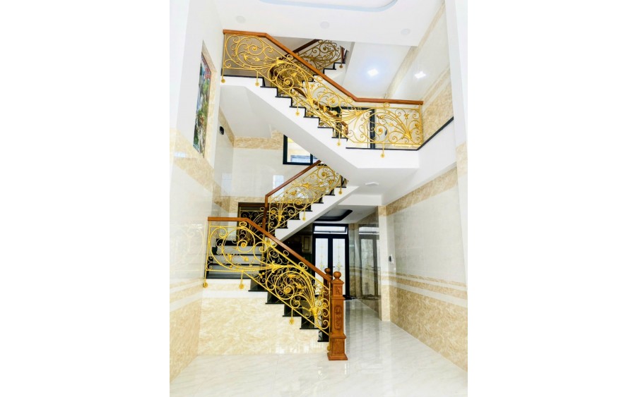 NHÀ MỚI ĐẸP KHU TÊN LỬA - 62M2 - ÔTÔ VÀO NHÀ - NGANG 4 - 5 TẦNG BTCT - GIÁ 7 TỶ nhỉnh