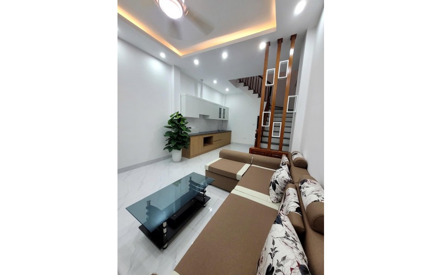 NHÀ GIÁP YÊN NGHĨA - LÔ GÓC THOÁNG - Ô TÔ QUA NHÀ - 5 TẦNG - 39M2