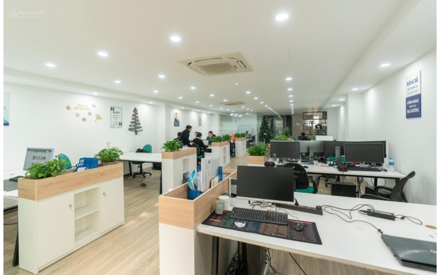Văn Phòng cho thuê Nguyễn Ngọc Nại, Thanh Xuân, DT 153m2, Thang máy, PCCC đầy đủ, hầm để xe rộng