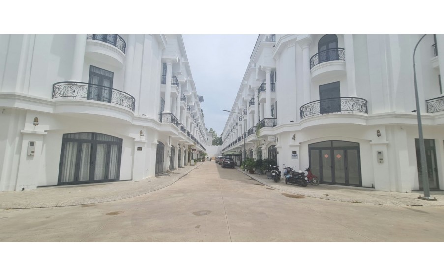 Cơ hội sở hữu ngay nhà phố hiện đại tại trung tâm Tây Ninh