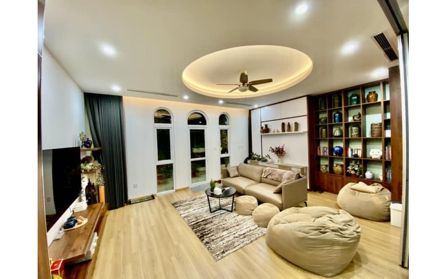 Bán nhà Đào Tấn 4 chỗ lùi cửa 40m, 4 tầng 9 tỷ