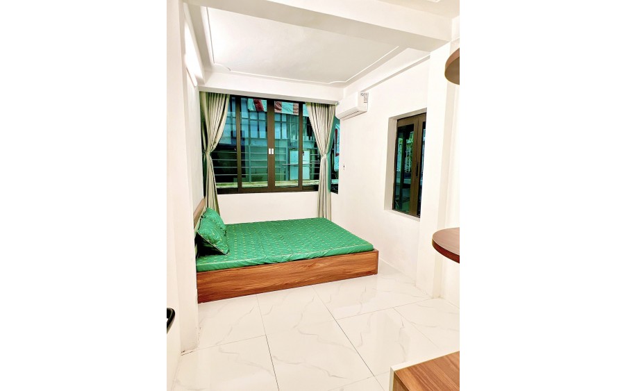 Bán đất thôn Đông Việt Hùng 48m x 4,8m nở hậu, oto tải vào nhà, thông chỉ 2,x tỷ TL. LH: 0936123469