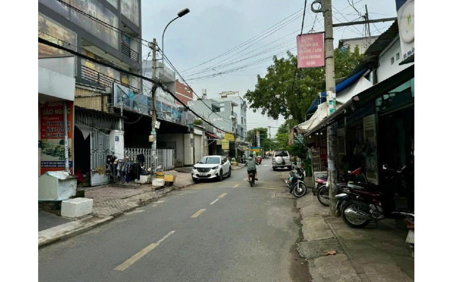 SIÊU SẨM DÒNG TIỀN - 30 TỶ CHO THUÊ 150 TR/TH - 6TẦNG THANG MÁY - CĂN GÓC HẺM 8M VỈA HÈ 2M