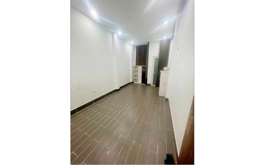 BÁN GẤP  NHÀ CỰC ĐẸP ĐƯƠNG LÊ ĐỨC THỌ GÒ VẤP  90M 3 TẦNG 11 TỶ TL