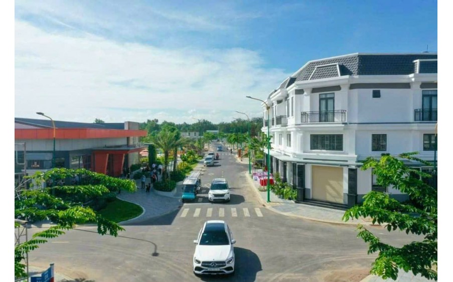 Nhà Phố Thương Mại Bán , P Hòa Lợi, Bến Cát, Bình Dương. 80m2 Mặt Dường 12m