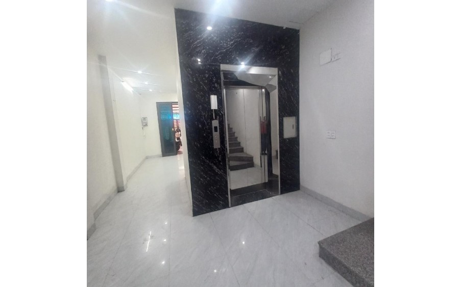 HIẾM BÁN NHÀ ĐẸP PHỐ XUÂN ĐỈNH, Ô TÔ ĐỖ TRƯƠC CỬA  88m2 , 6 TẦNG, MT 4 M, CẦN BÁN GẤP