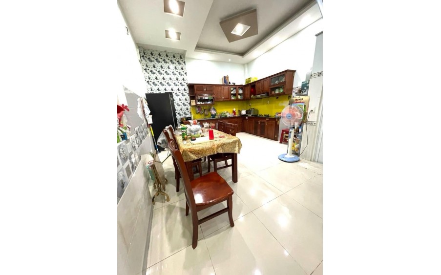 Nhà đẹp 4 tầng Lê Văn Quới - Bình Tân - 65m2 - hơn 6 tỷ