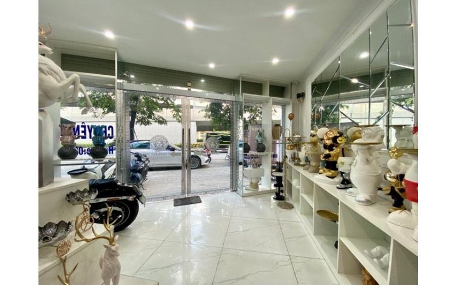 BÁN NHÀ 5 TẦNG MẶT PHỐ PHẠM VĂN ĐỒNG 50M2