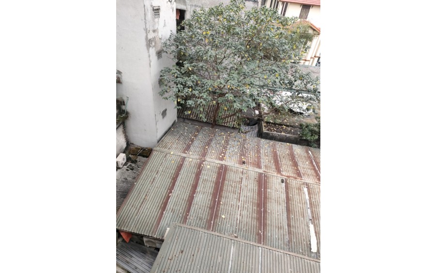 Bán gấp giá rẻ vị trí đẹp gần Hồ Tây Thuỵ Khuê