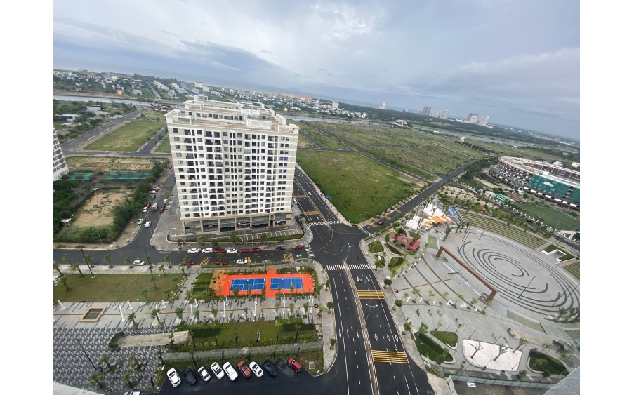 CĂN 2PN VIEW BIỂN TẦNG TRUNG 