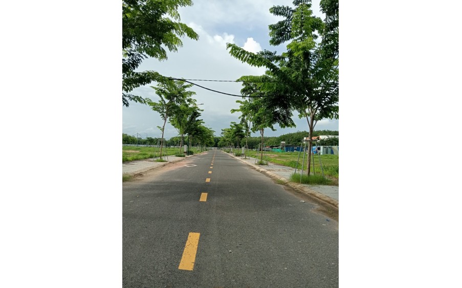 Bán đất Hoà Lợi DT 5x17 Thổ cư 100% đường nhựa 6m thông thoáng, cách DT 741 đúng 200m