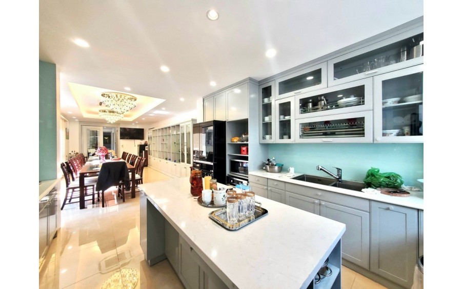 Bán nhà Hoàng Như Tiếp - 78m2 - 5T - 12,5 tỷ - ngõ ô tô thông, nội thất xịn sò, thang máy nhập khẩu