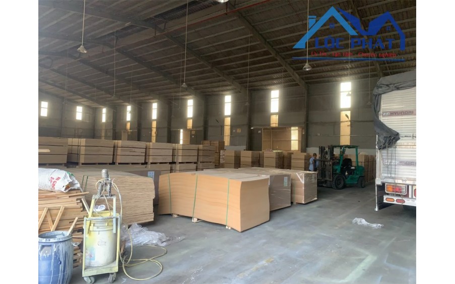 Cho thuê xưởng 10.000m2 trong KCN Hố Nai giá 3,8usd/m2