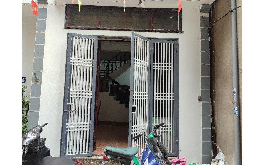 Bán nhà 40m x 4 tầng Ngõ 255 Lĩnh Nam - Hoàng Mai