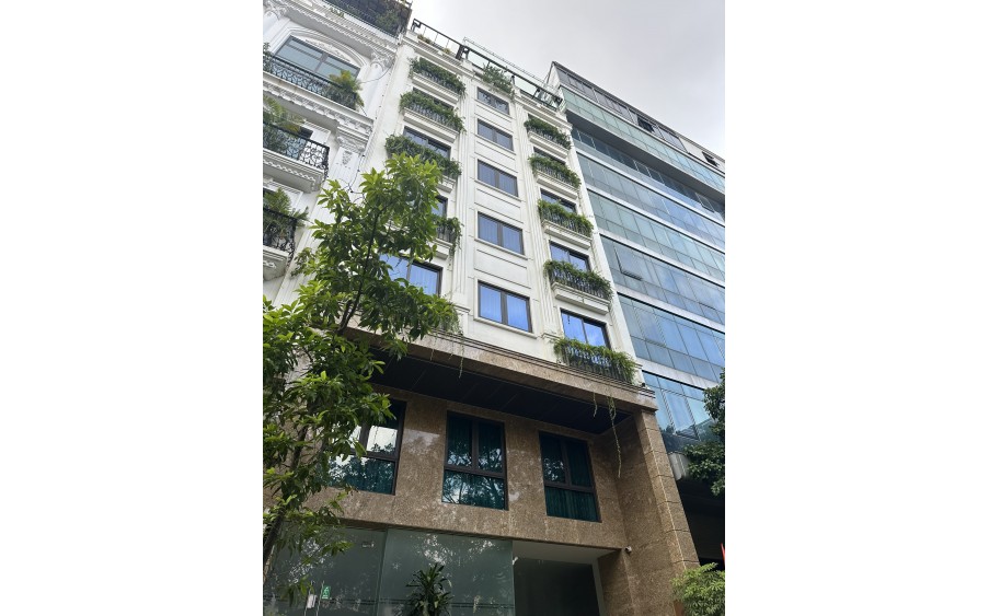 Bán Siêu Phẩm toà CHDV 10 tầng 100m2 phố Linh Lang. Phố người Nhật kinh doanh cho thuê sầm uất. Giá 37.8 tỷ