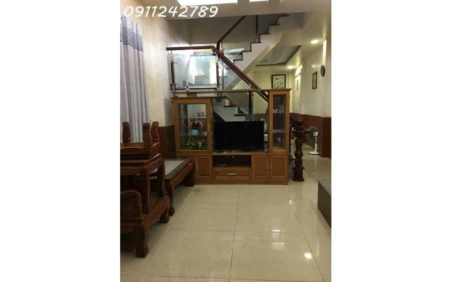 NHÀ ĐẸP 3 TẦNG - GẦN NGUYỄN VĂN BÁ - 5PN, OTO VÀO NHÀ, 1 ĐỜI CHỦ GIÁ RẺ ĐẦU TƯ - HÀNG HIẾM