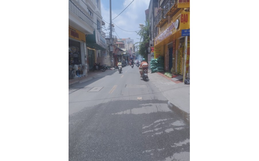 HIẾM BÁN NHÀ ĐẸP PHỐ XUÂN ĐỈNH, Ô TÔ ĐỖ TRƯƠC CỬA  88m2 , 6 TẦNG, MT 4 M, CẦN BÁN GẤP