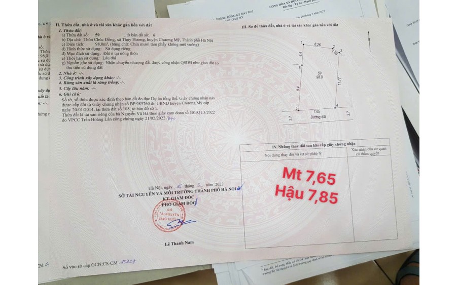 98m full thổ chia 2 lô - ô tô vào tận đất trung tâm gần sát cống thuỷ lợi - tiện ích gì cũng có 
- diện tích 98m full chia lô hay ở đều rất ok 
-1 lô