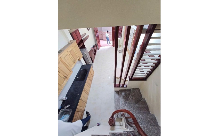 Mua bán nhà Trần Cung, Cổ Nhuế, Bắc Từ Liêm, 5 tầngx35m. Giá 5.75 tỷ. Oto qua nhà, chủ xây tâm huyết.