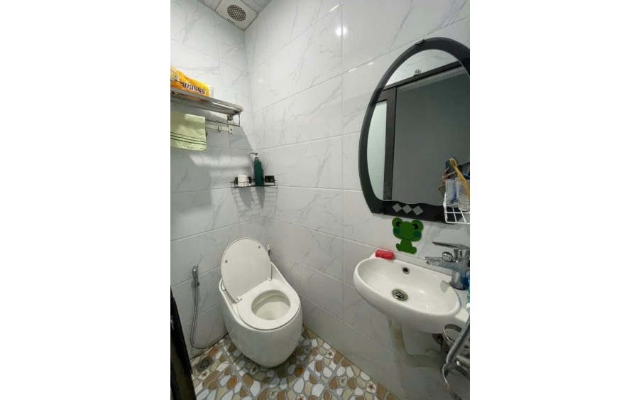 Bán nhà Âu Cơ, 18m2, ngõ nông, 1.75 tỷ