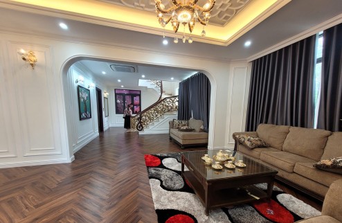 Bán Nhà Tập Thể Phố Hồng Mai – 80m2, Chỉ 2.15 Tỷ, OTO, 3 Thoáng