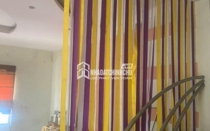Trần Quốc Hoàn 44/80m2 Giá: 29.5 Tỷ