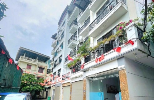 Diện tích 39/48m2, mặt tiền 3.7m, xây 5 tầng + tum cực chắc chắn, thiết kế hiện đại, công năng đầy đủ.