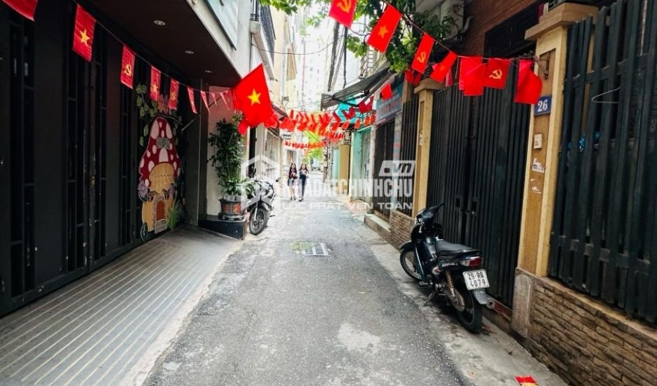 Lạc Long Quân 45/60m2 - 4 tầng - Giá 18 Tỷ