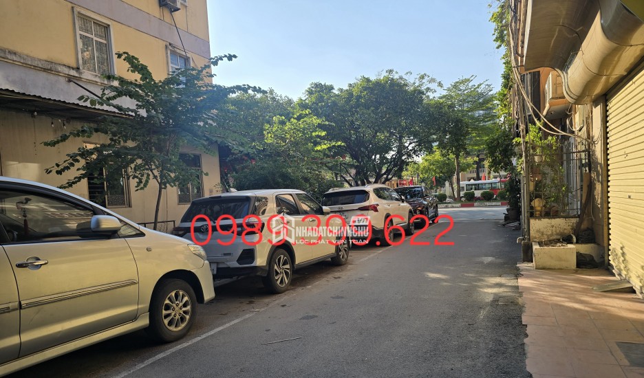 Trần vỹ - Ô tô tránh- 4 Tầng x8.4 tỷ