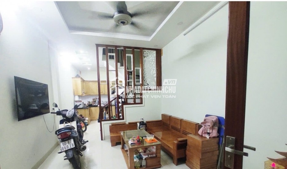 Nguyễn đổng chi - Ô tô đỗ cửa 5 tầng 40m x9.4 tỷ