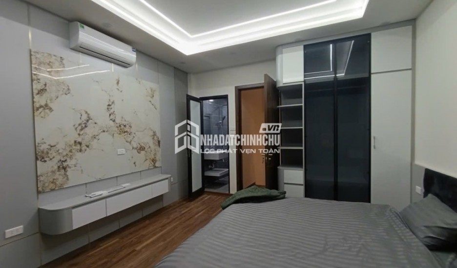 8.7 tỷ- Hồ Tùng Mậu gần ĐHTM DT 33MX8.7 TỶ.