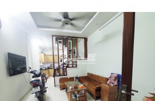 Nguyễn đổng chi - Ô tô đỗ cửa 5 tầng 40m x9.4 tỷ