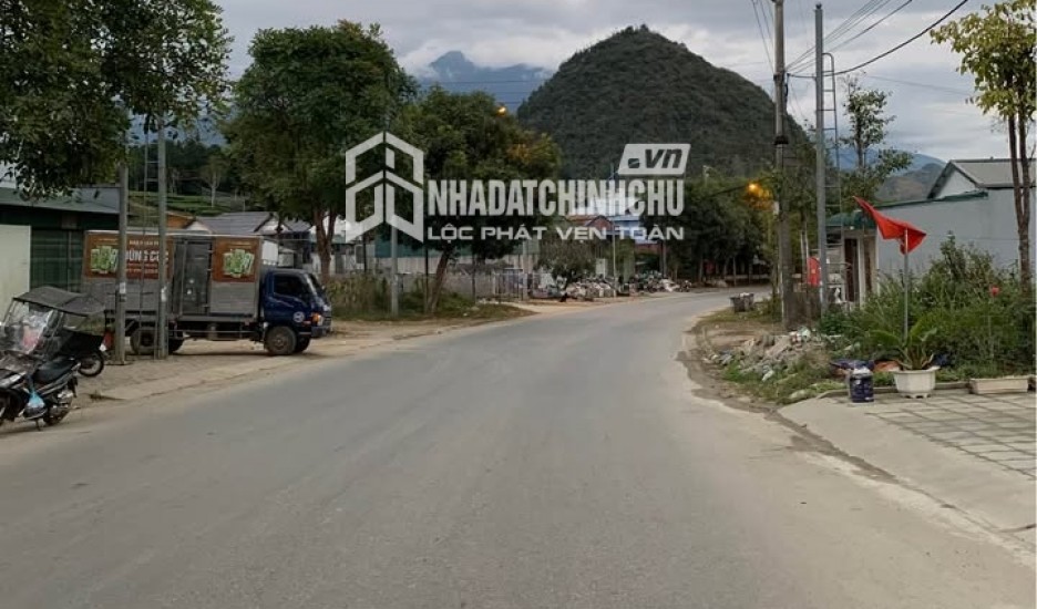 BÁN NHÀ CẤP 4  MỚI TINH  ĐÓN TẾT, MẶT ĐƯỜNG TO TRƯỜNG CHINH, KINH DOANH ĐƯỢC