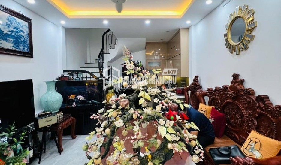 SIÊU PHẨM XUÂN ĐỈNH NHÀ ĐẸP DÂN XÂY 6 TẦNG NGÕ RỘNG GẦN Ô TÔ GIÁ 13.99 TỶ