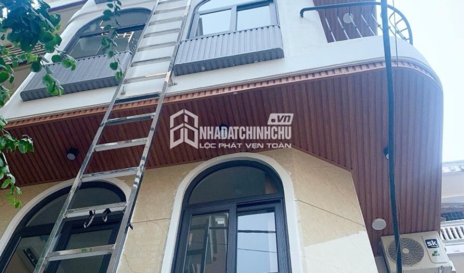 TÒA CCMN XUÂN ĐỈNH – 22 PHÒNG – DOANH THU 130TR/THÁNG – Ô TÔ VÀO NHÀ – CÁCH PHỐ 30M – CƠ HỘI ĐẦU TƯ HIẾM