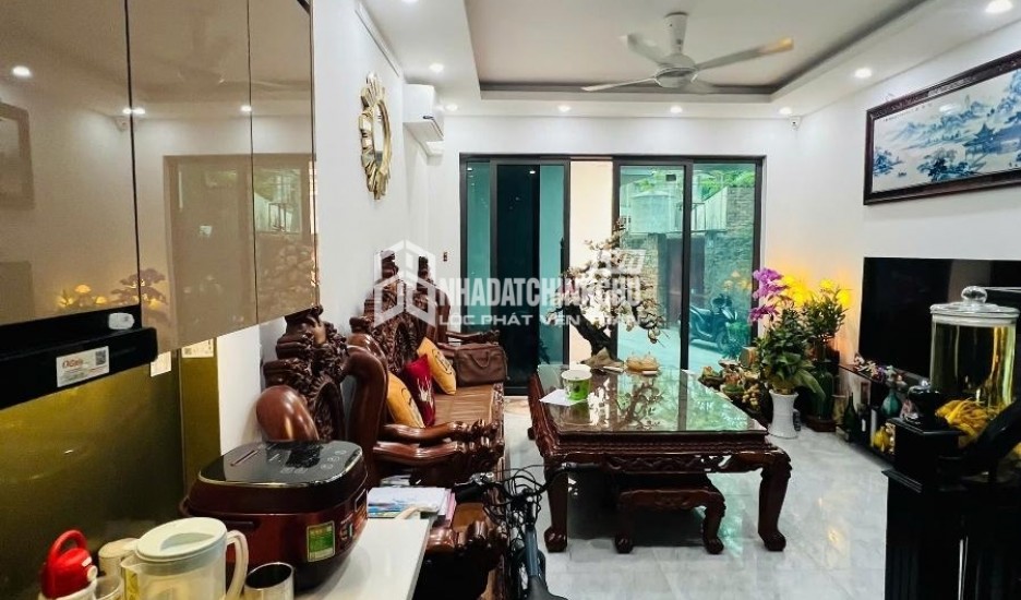 SIÊU PHẨM XUÂN ĐỈNH NHÀ ĐẸP DÂN XÂY 6 TẦNG NGÕ RỘNG GẦN Ô TÔ GIÁ 13.99 TỶ