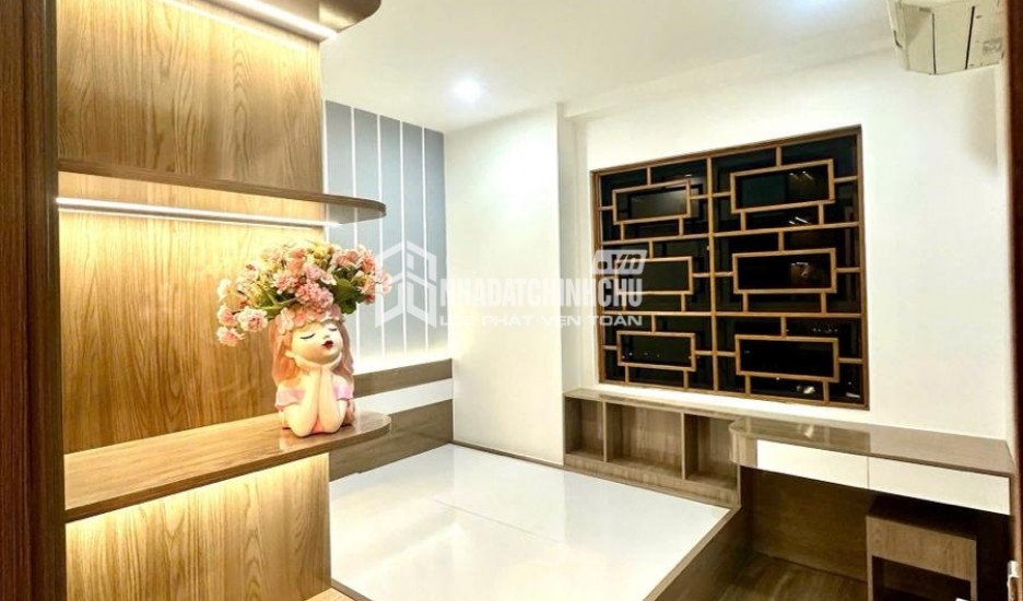 Nhà 5 Tầng Tuyệt đẹp, Nội Thất cao cấp. Hẻm 12m Lê Văn Thọ, Phường 9, Gò Vấp