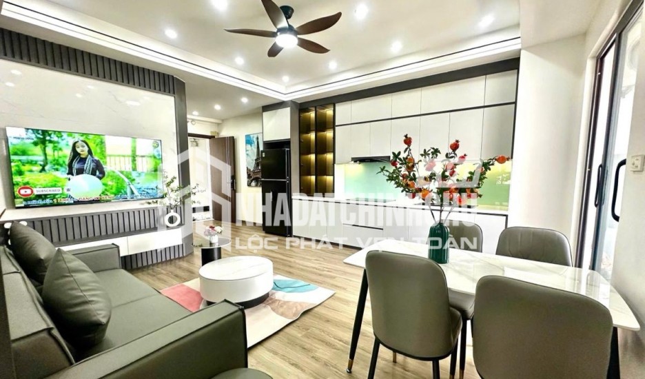 (Siêu Phẩm) CHDV 2 mặt tiền 70m2x8T ngõ 208 Đội Cấn - Cách bãi đỗ ô tô 15m. DT 1,1 tỷ/năm - 15,3 tỷ