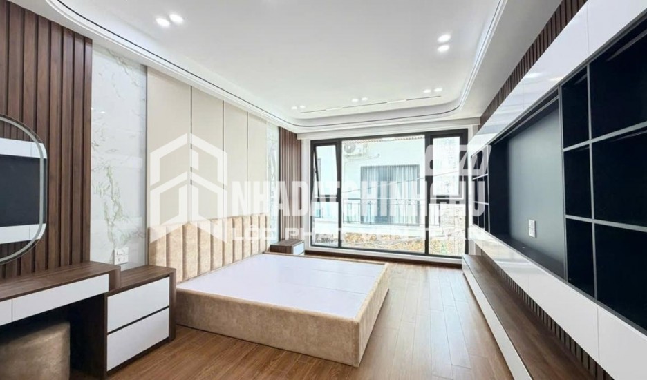 Bán nhà Võ Chí Công - Tây Hồ - DT 110 MT 5m - Ô tô - Kinh Doanh - Đường to như phố