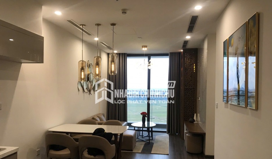 Bán căn hộ 2 phòng ngủ Vinhomes Symphony Long Biên