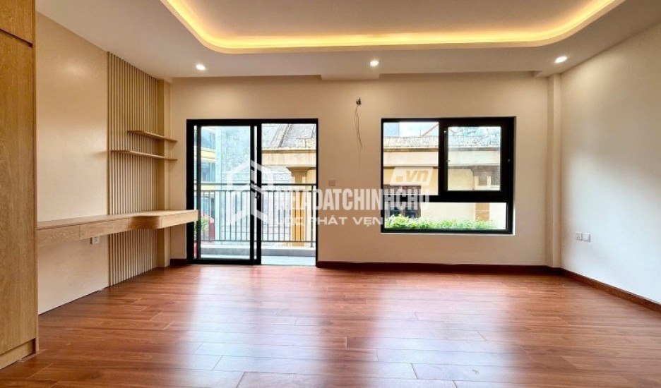 XUÂN ĐỈNH 40M2 6 TẦNG MT 5.7M - THANG MÁY - Ô TÔ VÀO NHÀ - NGÕ THÔNG - GẦN NGOẠI GIAO ĐOÀN