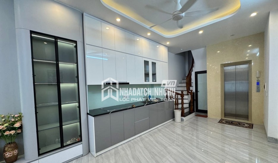 SIÊU PHẨM GIÁP NHỊ - HOÀNG MAI - 45Mx6T - NHÀ MỚI - THANG MÁY - FULL NỘI THẤT - 12 TỶ