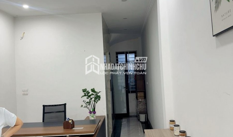 MPKD CÀ PHÊ, HÀNG ĂN SẠCH MẶT PHỐ GIÁP BÁT 131M2, 3 TẦNG, MT 9M, GIÁ 30 TRIỆU